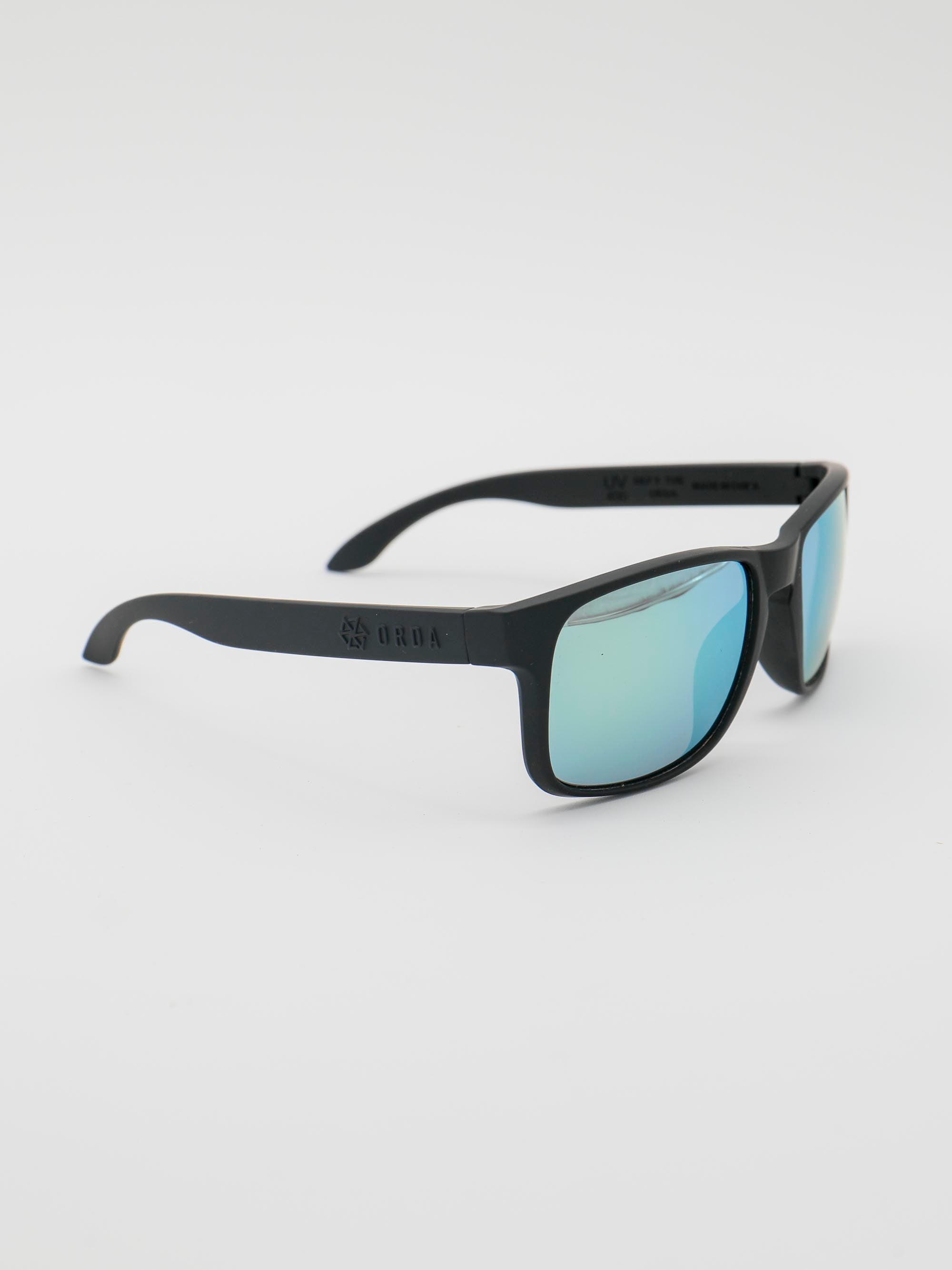 ORDA Jesse Jude – Black Velo Grip Frame with Mirrored Gold Chromo Vue™ Lens Sunglasses