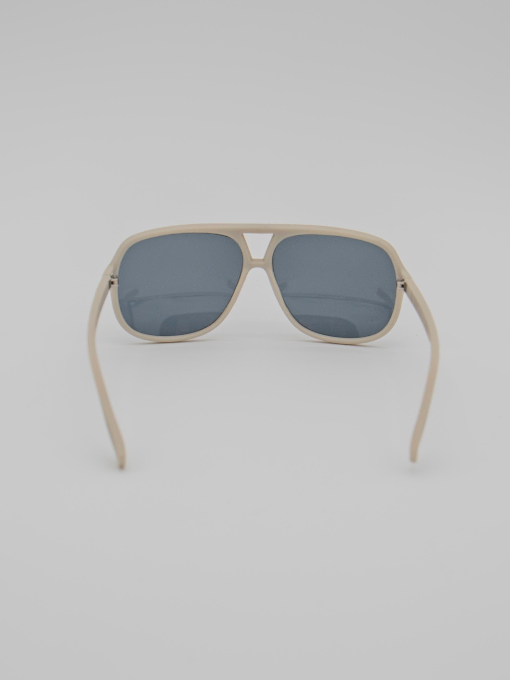 ORDA Leftside – Grey Velo Grip Frame with Black Haze Chromo Vue™ Lens Sunglasses